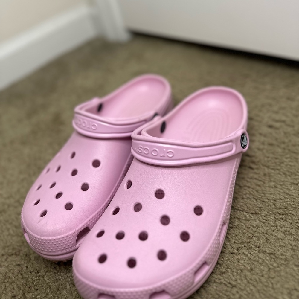 Ballerina Pink Crocs